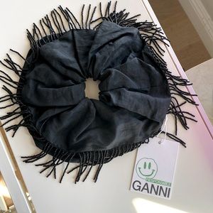 Ganni linen scrunchy